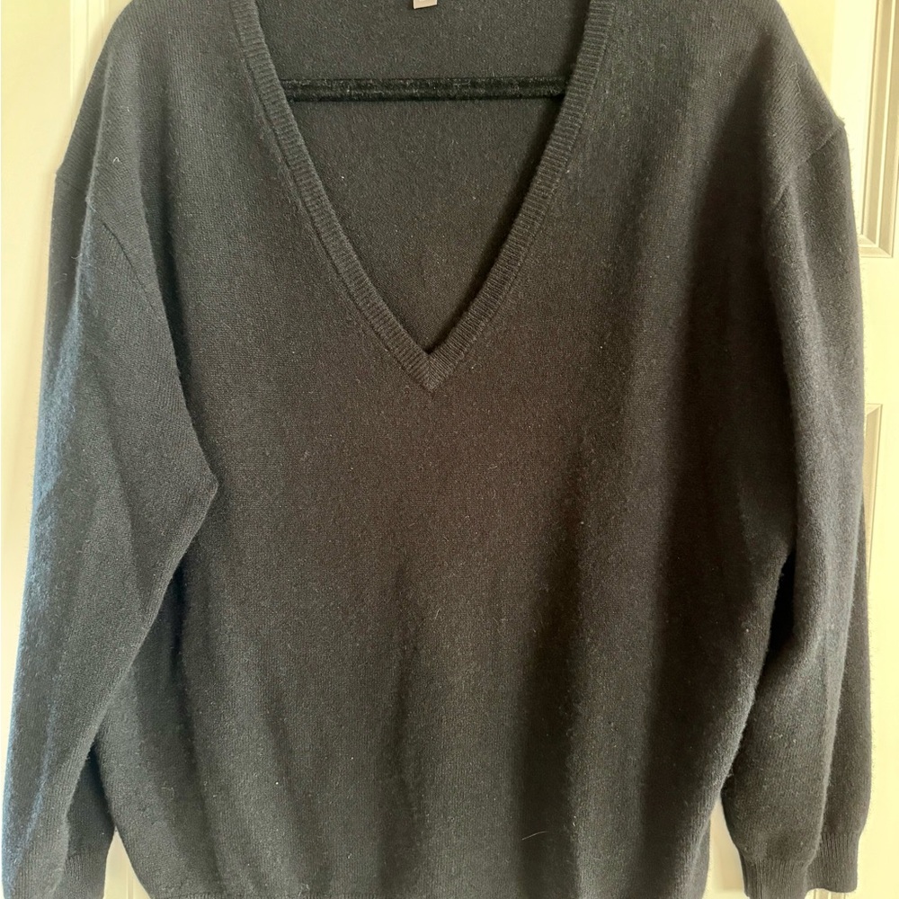J. Crew Women's Black V-Neck Sweater